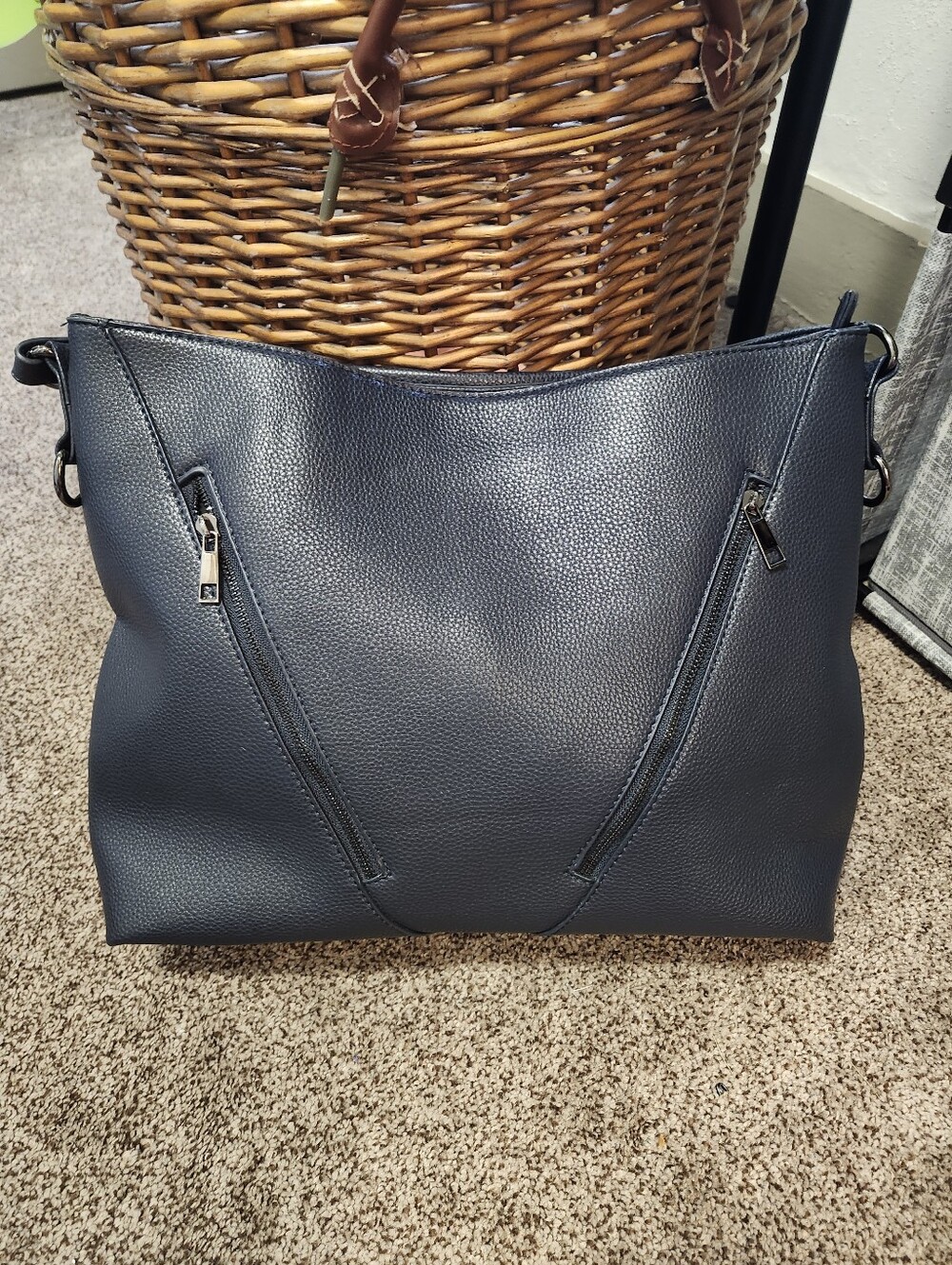 Classic Women's Navy Tote Bag Purse with Zip Accents and Pockets